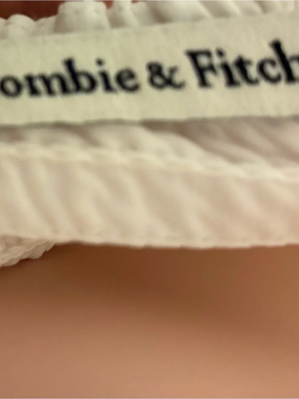 Abercrombie & Fitch elegant white